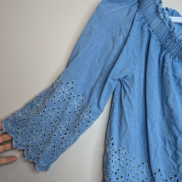 Style Envy Blue Off the Shoulder Flowy Feminine Boho Eyelet Top Women L - Picture 7 of 8